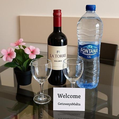 Summer Breeze Comfort Sunny Apartments Close To The Sandy Beaches - By Getawaysmalta Mellieħa Esterno foto