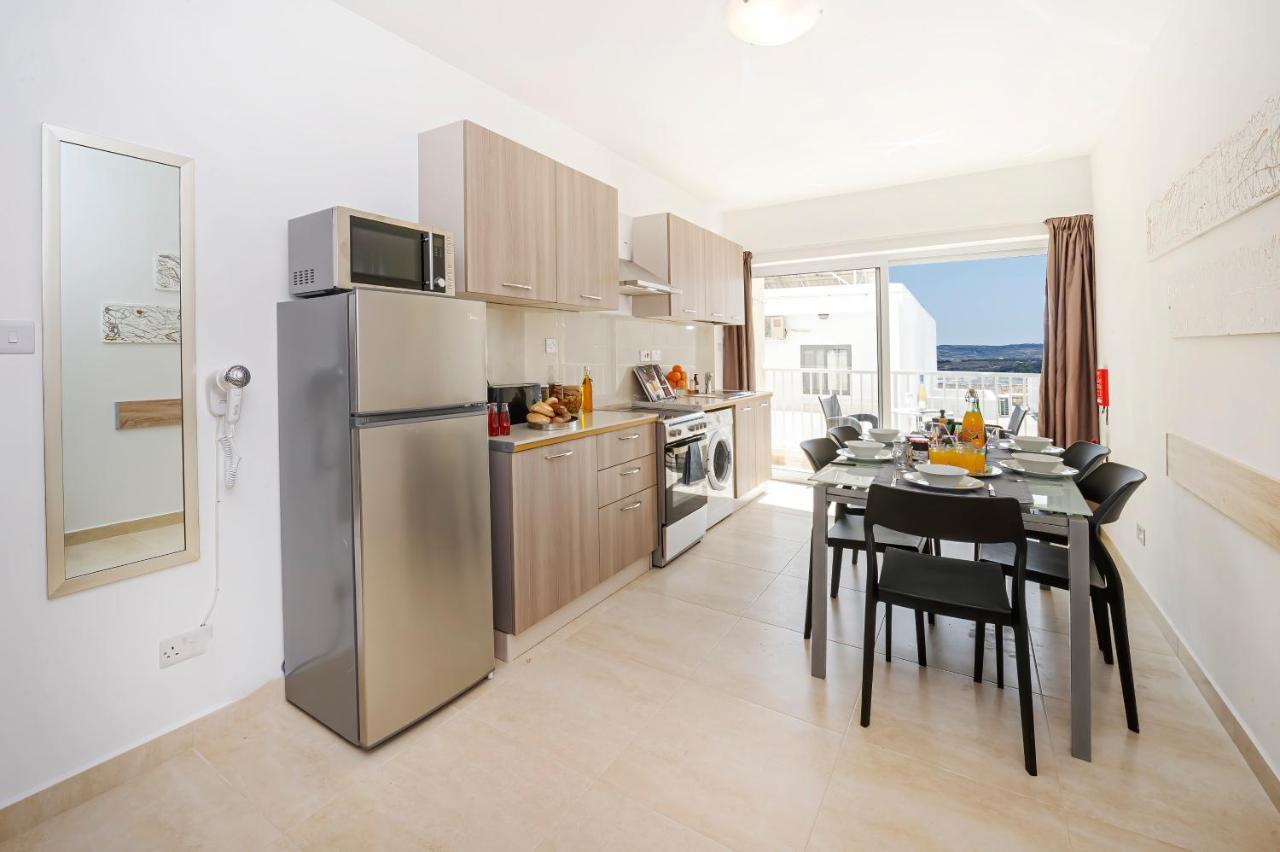 Summer Breeze Comfort Sunny Apartments Close To The Sandy Beaches - By Getawaysmalta Mellieħa Esterno foto