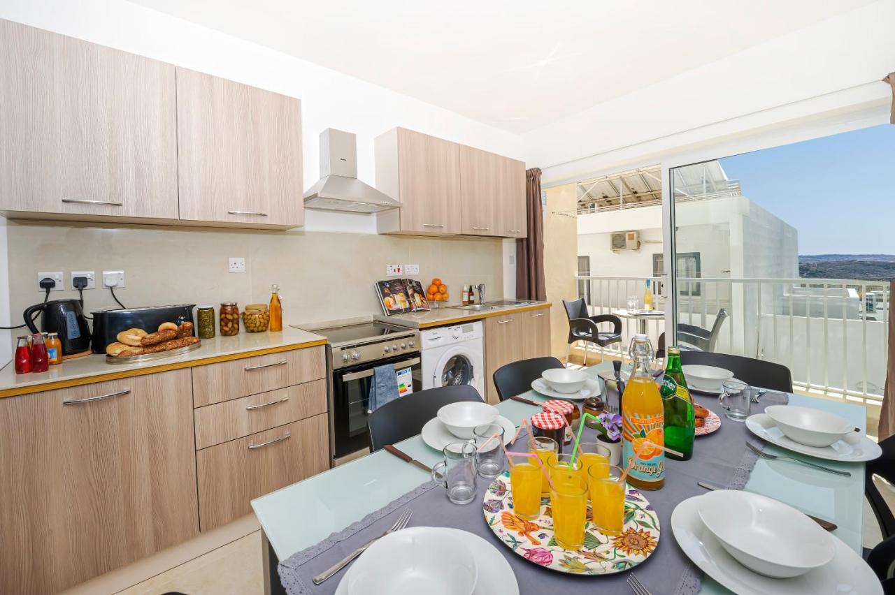 Summer Breeze Comfort Sunny Apartments Close To The Sandy Beaches - By Getawaysmalta Mellieħa Esterno foto