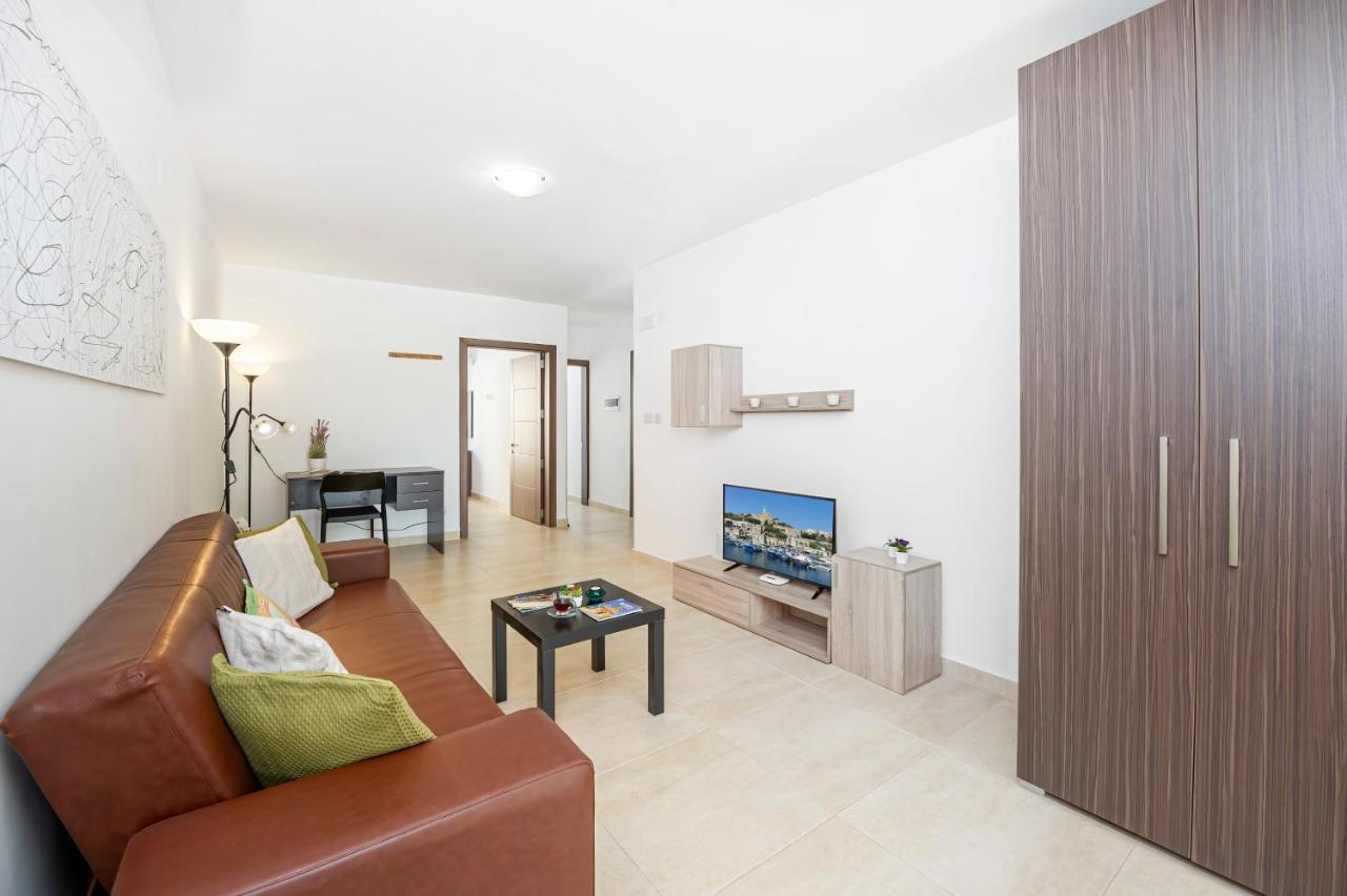 Summer Breeze Comfort Sunny Apartments Close To The Sandy Beaches - By Getawaysmalta Mellieħa Esterno foto